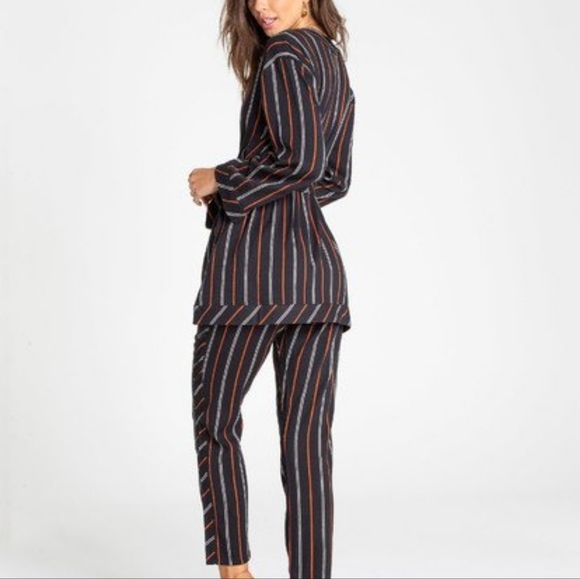 NEW-Billabong Secret tells Wrap Top - Picture 3 of 11